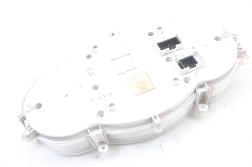 photo de COMPTEUR PIAGGIO XEVO - X EVO 125 (2007 - 2017) - Marquages et références