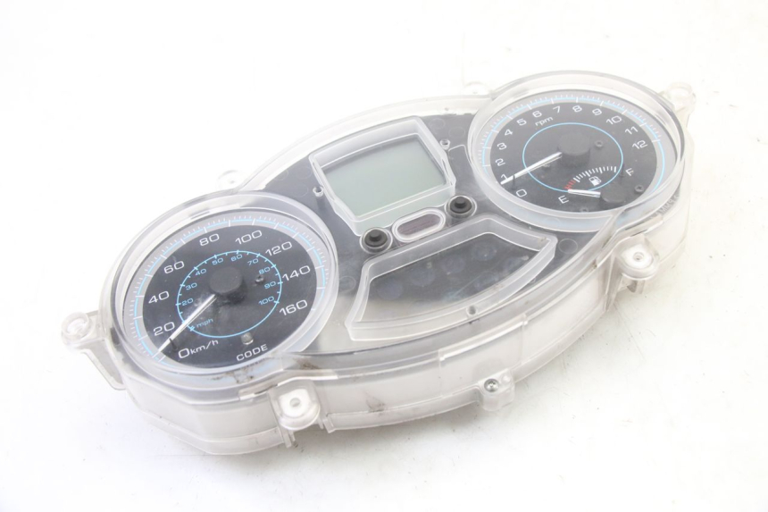 photo de COMPTEUR PIAGGIO XEVO - X EVO 125 (2007 - 2017) - Points de fixation