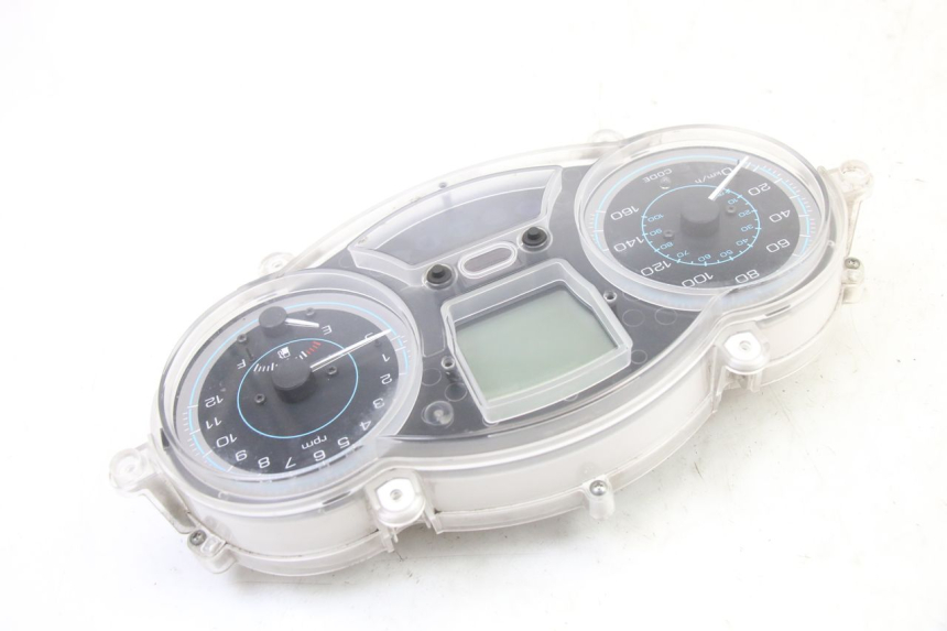 photo de COMPTEUR PIAGGIO XEVO - X EVO 125 (2007 - 2017) - État de surface