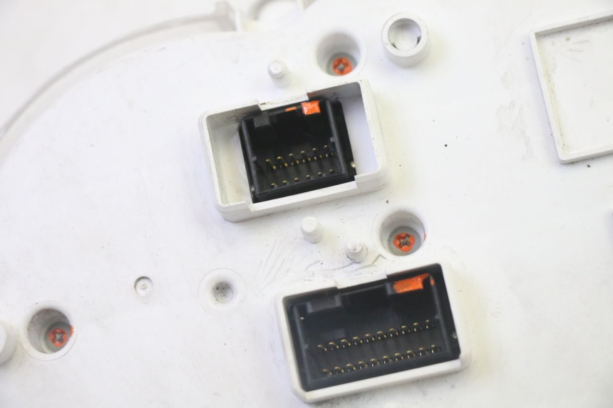 photo de COMPTEUR PIAGGIO XEVO - X EVO 125 (2007 - 2017) - Pièce contrôlée