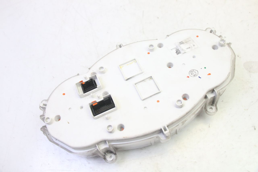 photo de COMPTEUR PIAGGIO XEVO - X EVO 125 (2007 - 2017) - Marquages et références