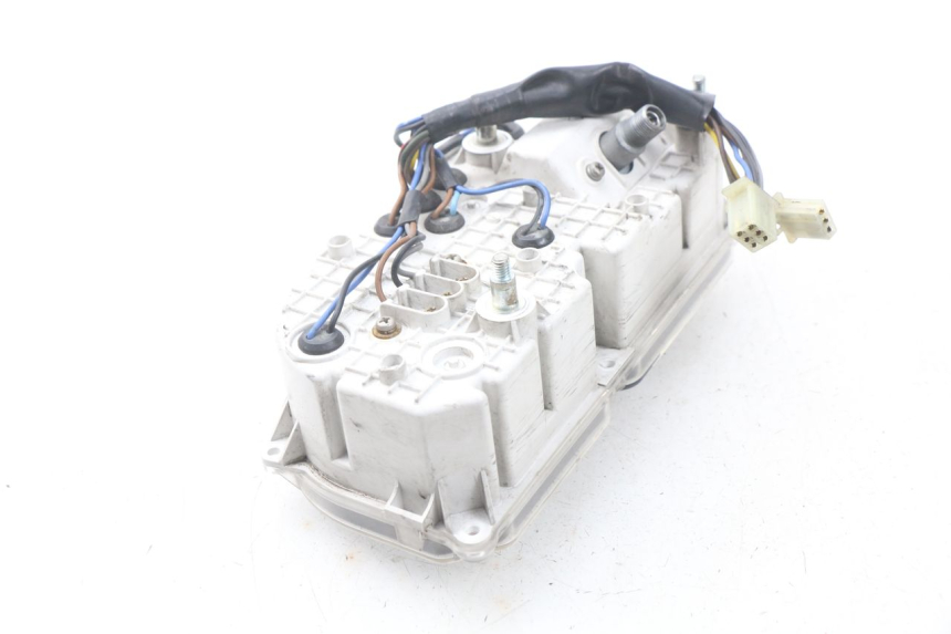 photo de COMPTEUR  YAMAHA XJ600 XJ DIVERSION 600 (1992 - 1997) - Autre angle de vue