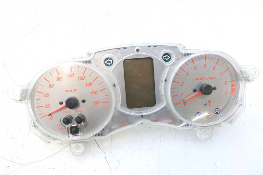 photo de COMPTEUR  YAMAHA XP T-MAX ABS 500 (2005 - 2005) - Vue principale