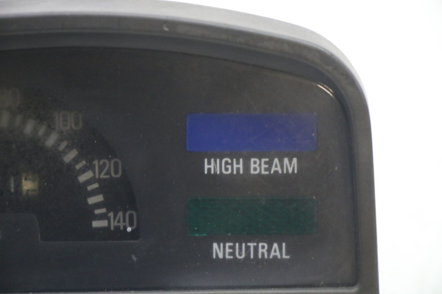 photo de COMPTEUR YAMAHA SR 125 (1982 - 2003) - Zoom état d’usage