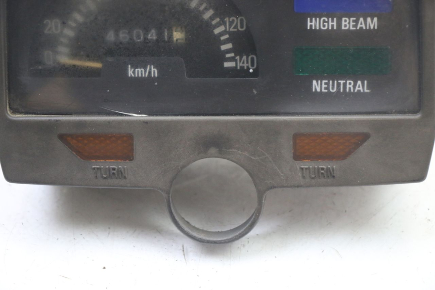 photo de COMPTEUR YAMAHA SR 125 (1982 - 2003) - Autre angle de vue