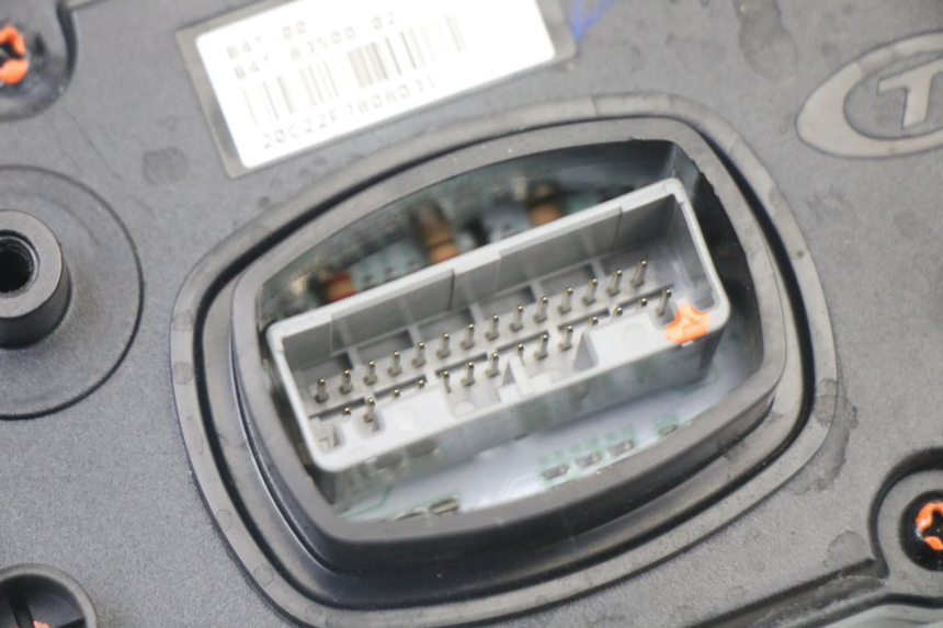 photo de COMPTEUR  YAMAHA TRACER 7 700 (2020 - 2024) - État de surface