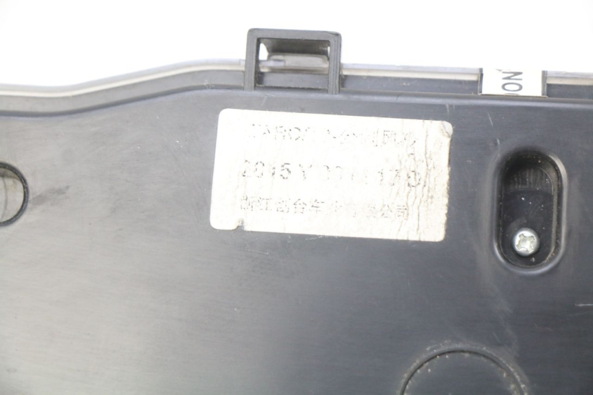 photo de COMPTEUR YAMASAKI YM T 125 (2015 - 2020) - Points de fixation