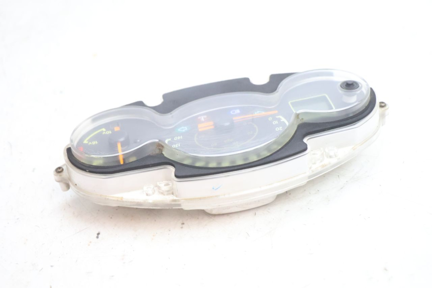 photo de COMPTEUR YAMAHA YP MAJESTY 125 (2002 - 2006) - Points de fixation