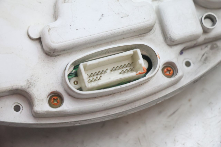 photo de COMPTEUR YAMAHA YP MAJESTY 125 (2002 - 2006) - Marquages et références