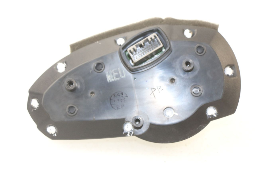 photo de COMPTEUR  KAWASAKI Z ABS 750 (2007 - 2013) - État de surface