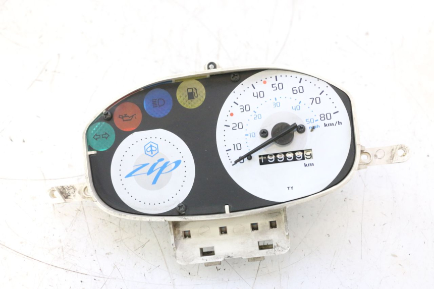 photo de COMPTEUR PIAGGIO ZIP 2T 50 (2009 - 2019) - Vue principale