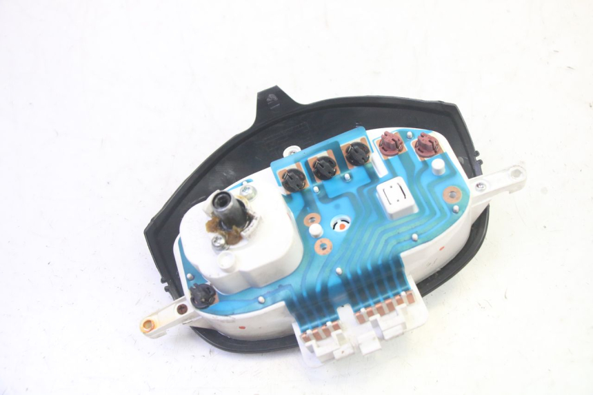 photo de COMPTEUR PIAGGIO ZIP 4T 50 (2018 - 2020) - Vue d’ensemble