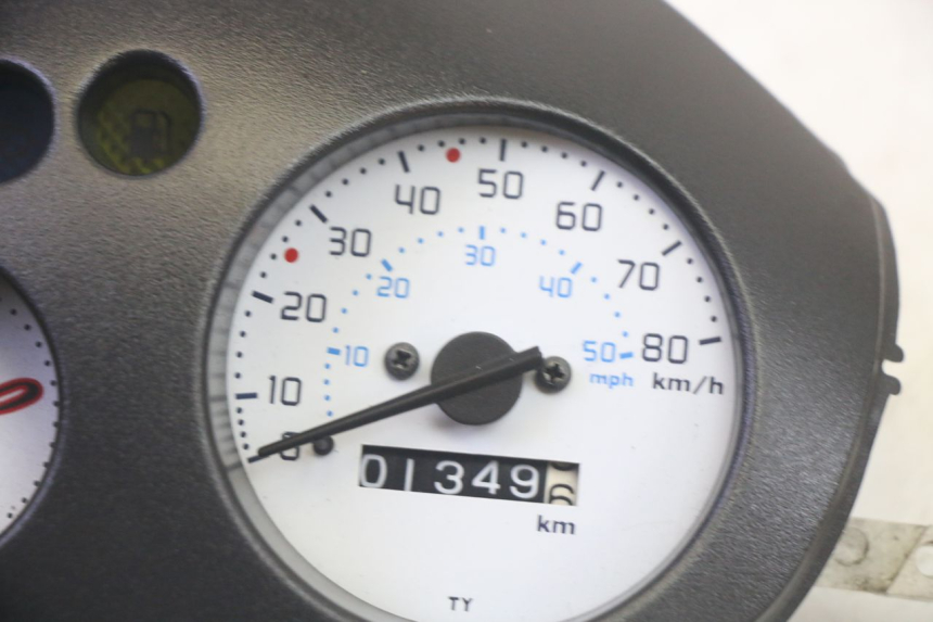 photo de COMPTEUR PIAGGIO ZIP 4T 50 (2018 - 2020) - Autre angle de vue