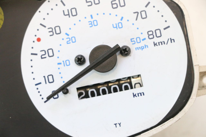 photo de COMPTEUR PIAGGIO ZIP 4T 50 (2018 - 2020) - Détail de la pièce