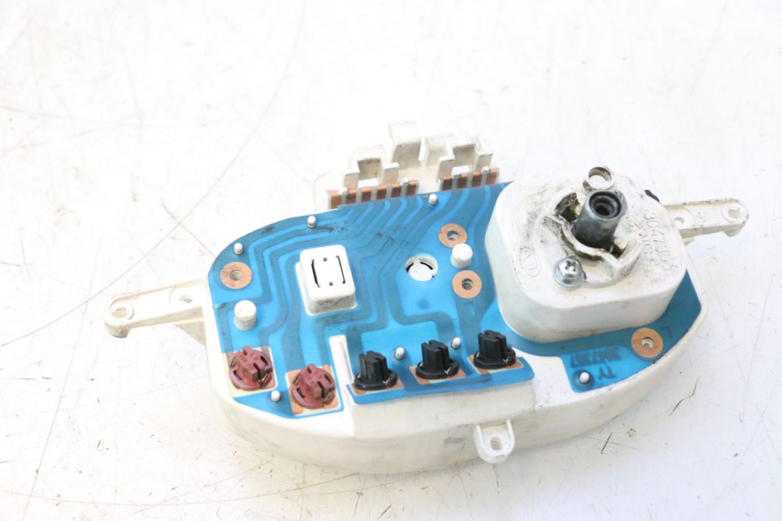 photo de COMPTEUR PIAGGIO ZIP 4T 50 (2018 - 2020) - Vue d’ensemble