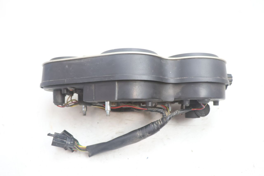photo de COMPTEUR KAWASAKI ZX-6R ZX6R 600 (1995 - 1997) - État de surface