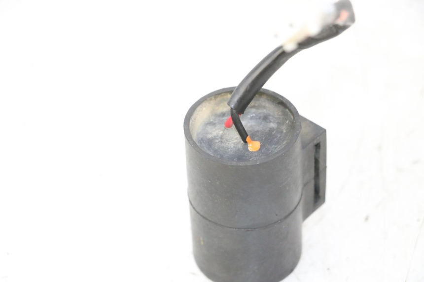 photo de CONDENSATEUR YAMAHA YZF YZ-F 450 (2014 - 2016) - Vue d’ensemble