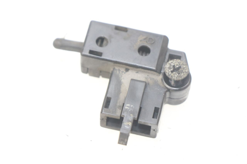 photo de CONTACTEUR EMBRAYAGE YAMAHA FJR ABS 1300 (2006 - 2012) - Détail de la pièce