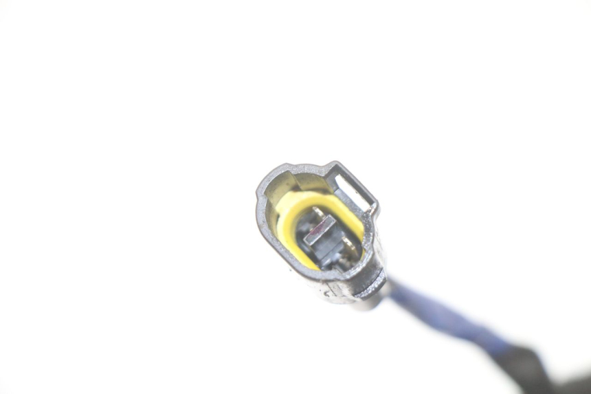 photo de CONTACTEUR EMBRAYAGE ROYAL ENFIELD HYMALAYAN 410 (2016 - 2023) - Gros plan technique