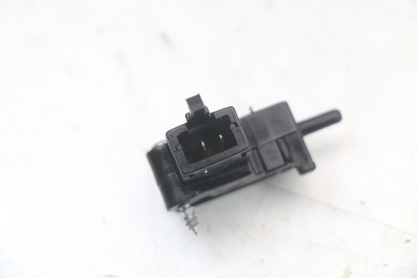 photo de CONTACTEUR EMBRAYAGE MASAI SCRAMBLER SPORT 125 (2021 - 2025) - Zoom état d’usage
