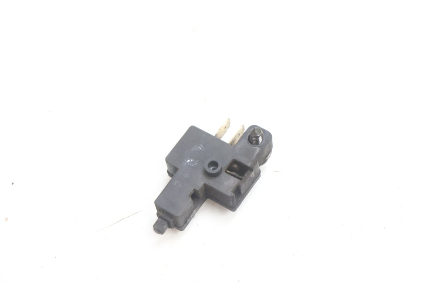 photo de CONTACTEUR EMBRAYAGE HONDA ST PAN EUROPEAN 1100 (1990 - 2002) - Zoom état d’usage