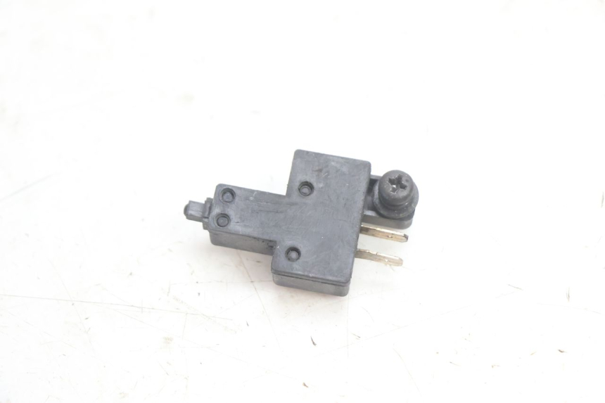 photo de CONTACTEUR EMBRAYAGE HONDA VFR FI RC46 800 (1998 - 2001) - Vue principale