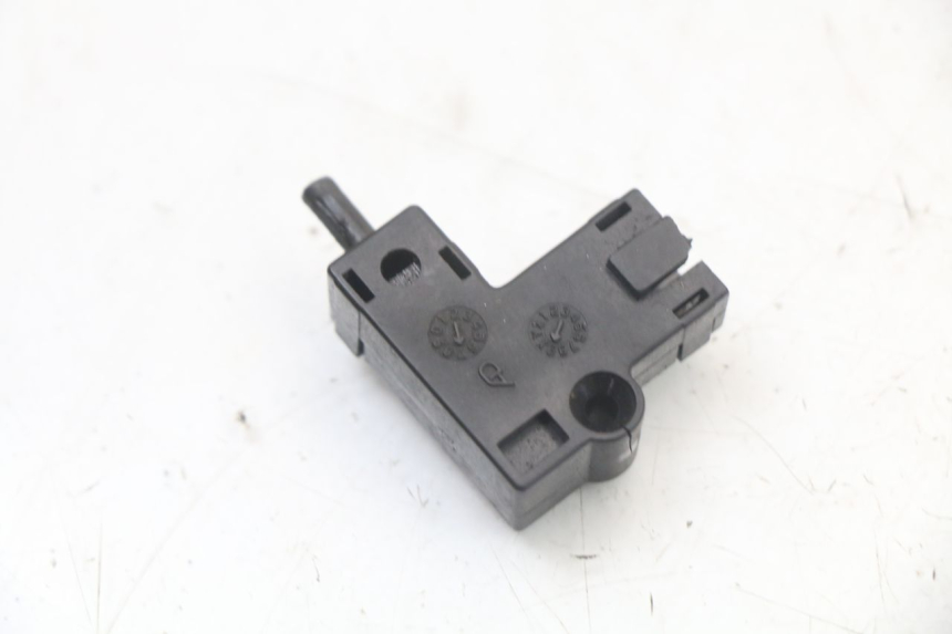 photo de CONTACTEUR EMBRAYAGE YAMAHA XVS DRAG STAR DRAGSTAR 650 (1997 - 2007) - Vue principale