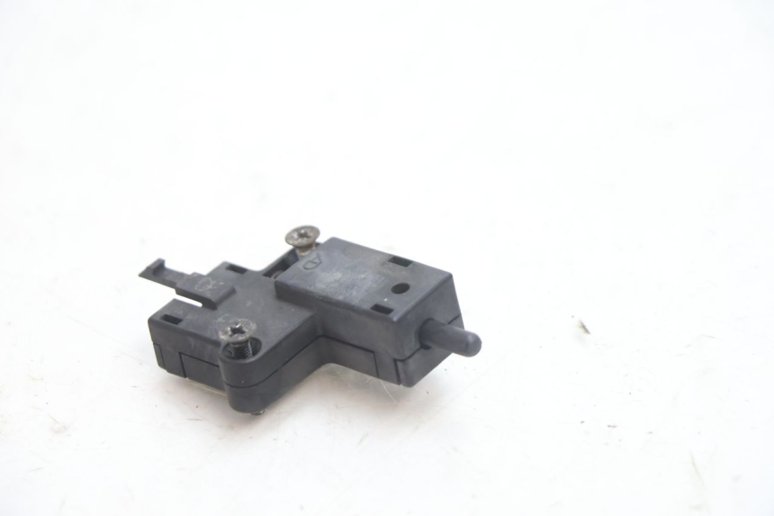 photo de CONTACTEUR EMBRAYAGE KAWASAKI ZX-6R ZX6R 600 (1995 - 1997) - Zoom état d’usage