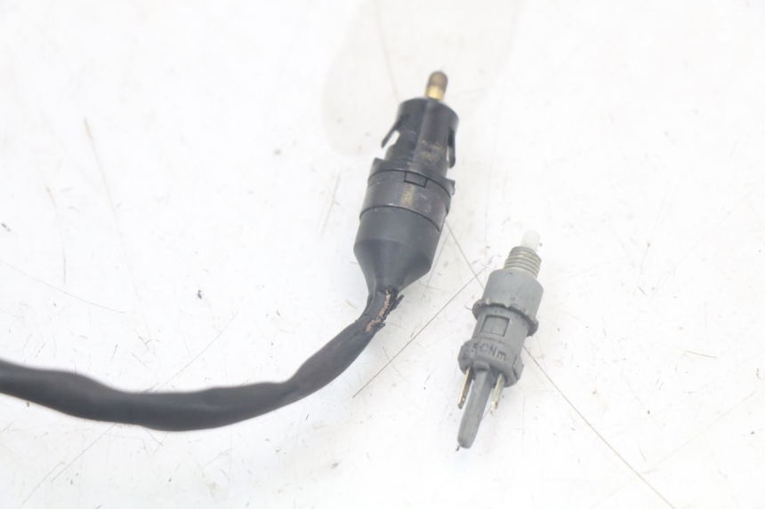 photo de CONTACTEUR FEU STOP QUADRO 3D S 350 (2013 - 2018) - Autre angle de vue