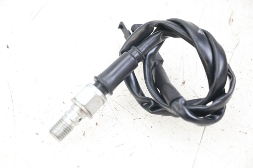 photo de CONTACTEUR FEU STOP ARRIERE ARCHIVE CAFE RACER 4T 50 (2019 - 2024) - Zoom état d’usage