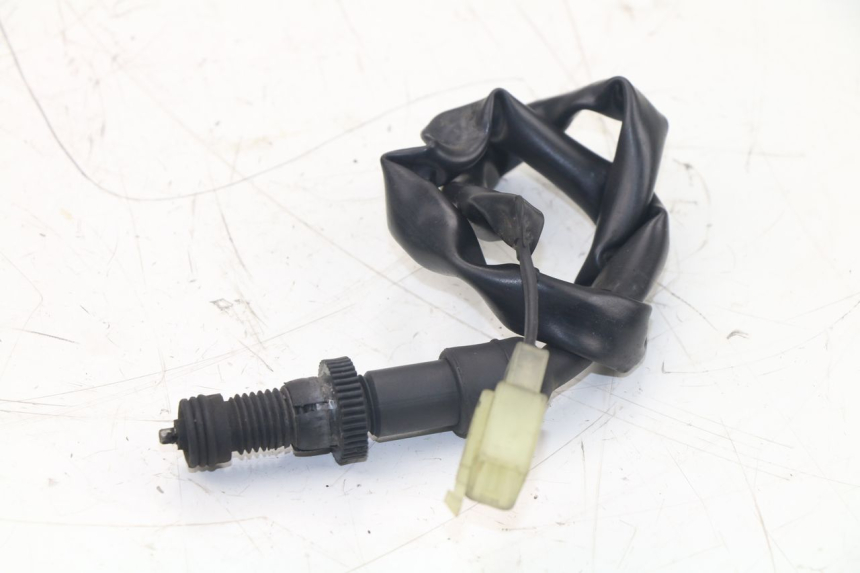 photo de CONTACTEUR FEU STOP ARRIERE HONDA CBF N 600 (2004 - 2007) - Vue principale