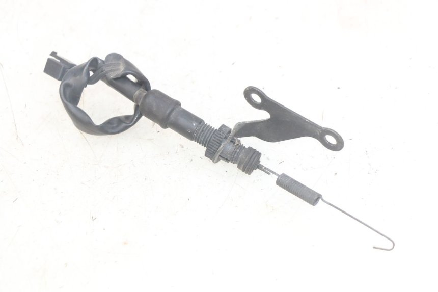 photo de CONTACTEUR FEU STOP ARRIERE HONDA CBR F SC25 1000 (1989 - 1992) - Détail de la pièce