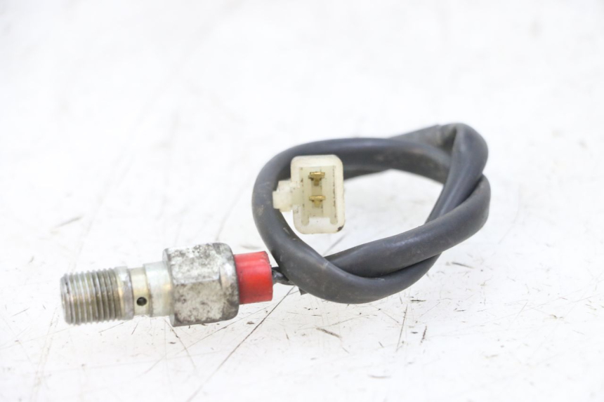 photo de CONTACTEUR FEU STOP ARRIERE DERBI SENDA R X-TREME 50 (2006 - 2010) - Détail de la pièce