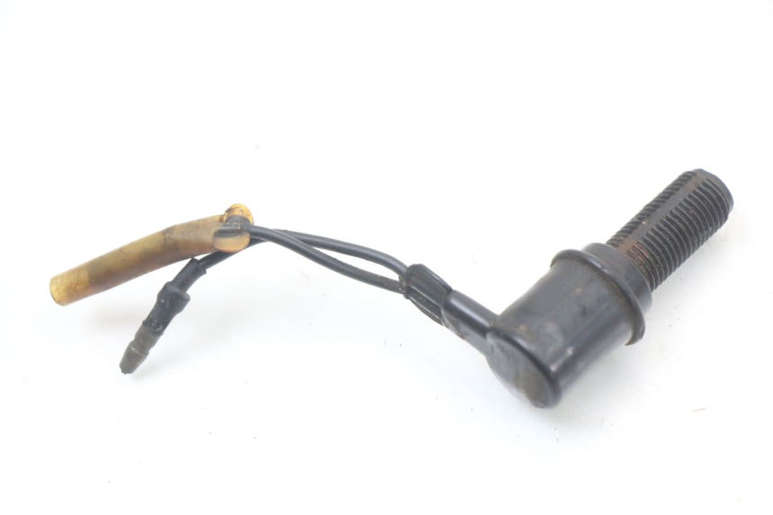 photo de CONTACTEUR FEU STOP ARRIERE YAMAHA DTLC 125 (1982 - 1987) - Zoom état d’usage