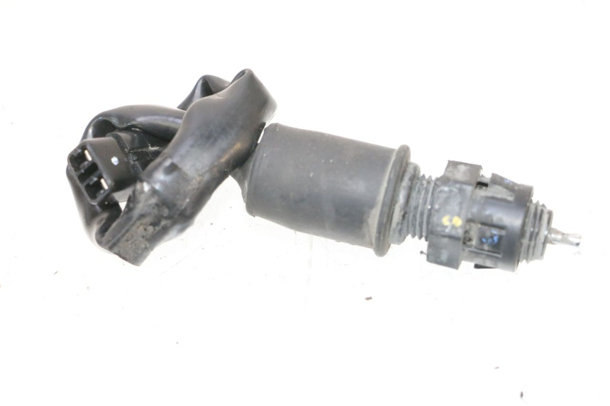 photo de CONTACTEUR FEU STOP ARRIERE KAWASAKI ER-6 ER6 F ABS 650 (2012 - 2016) - Zoom état d’usage