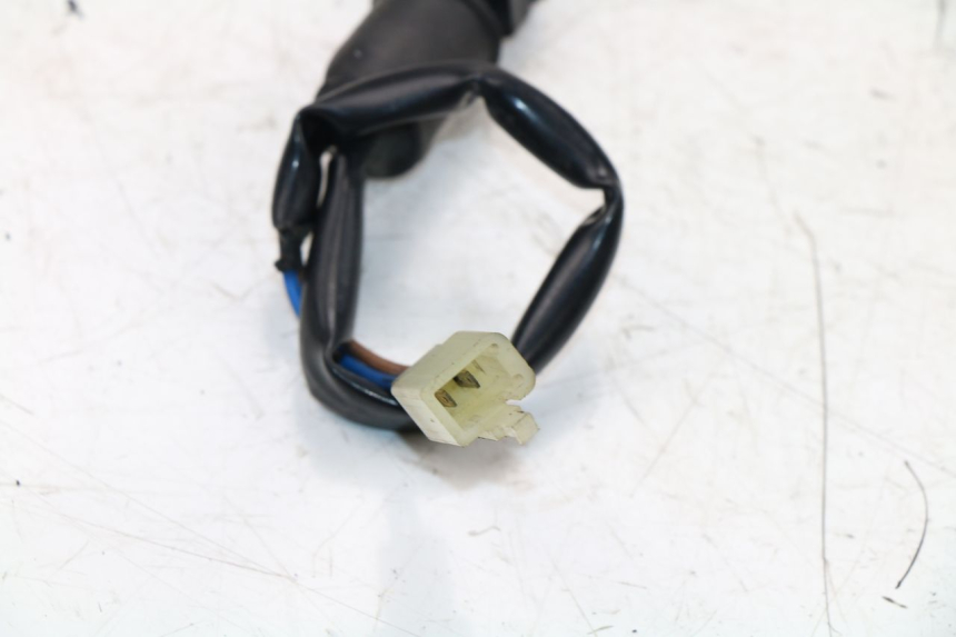 photo de CONTACTEUR FEU STOP ARRIERE KAWASAKI ER-6 ER6 N ABS 650 (2005 - 2009) - Zoom état d’usage