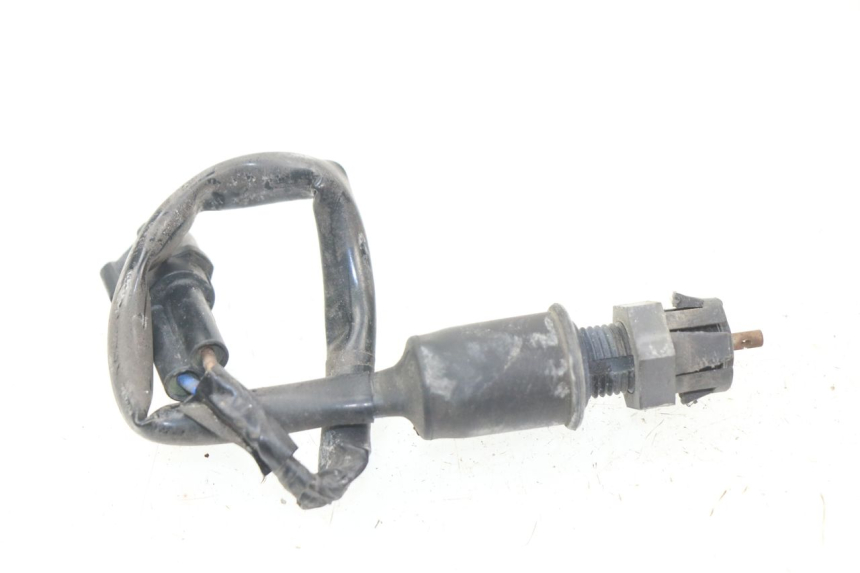 photo de CONTACTEUR FEU STOP ARRIERE KAWASAKI ER-6 ER6 N 650 (2009 - 2011) - Zoom état d’usage