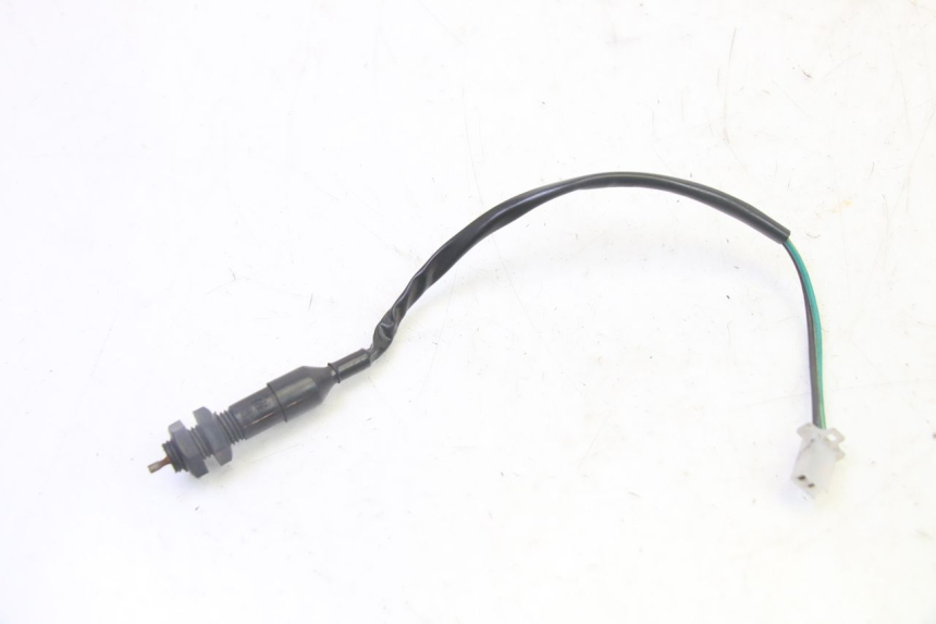 photo de CONTACTEUR FEU STOP ARRIERE STAHO FH 50 (2018 - 2019) - Vue principale