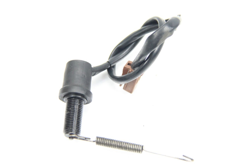 photo de CONTACTEUR FEU STOP ARRIERE YAMAHA FJR ABS 1300 (2006 - 2012) - Zoom état d’usage