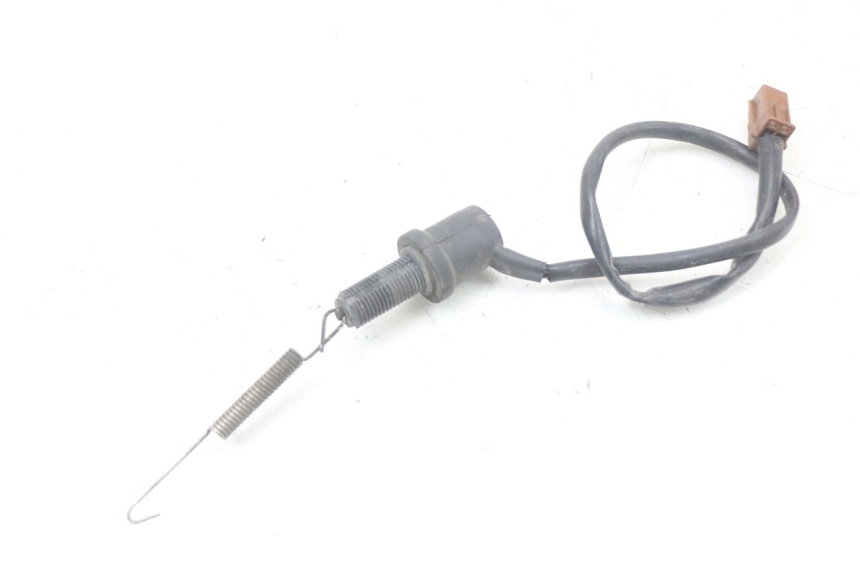 photo de CONTACTEUR FEU STOP ARRIERE YAMAHA FJR ABS 1300 (2006 - 2012) - Vue principale