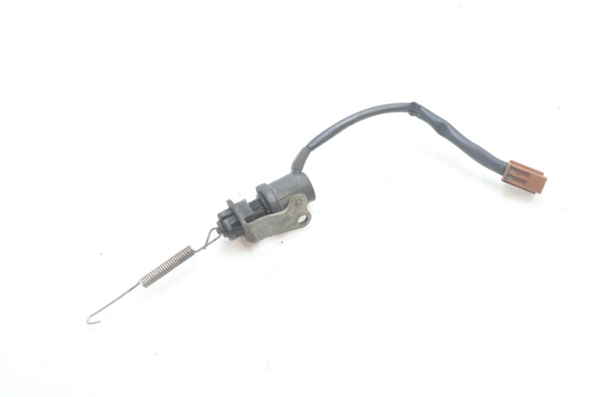 photo de CONTACTEUR FEU STOP ARRIERE YAMAHA FJR 1300 (2001 - 2005) - Vue principale