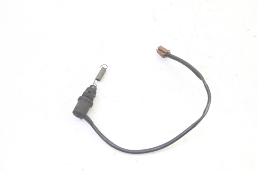 photo de CONTACTEUR FEU STOP ARRIERE YAMAHA FZ6 FAZER S2 600 (2007 - 2011) - Autre angle de vue