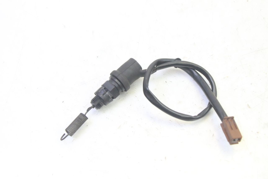 photo de CONTACTEUR FEU STOP ARRIERE YAMAHA FZ6 N FAZER 600 (2004 - 2006) - Détail de la pièce