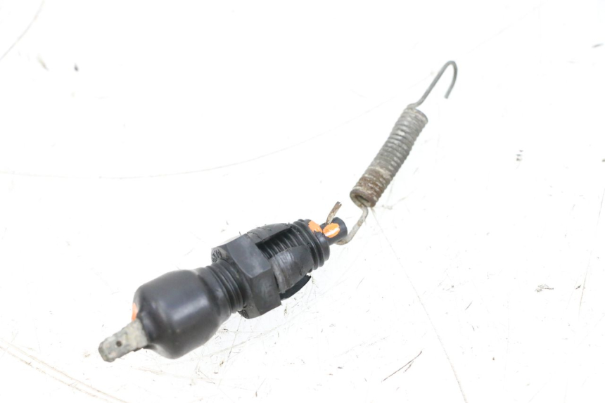 photo de CONTACTEUR FEU STOP ARRIERE SUZUKI GSXR GSX-R 1000 (2003 - 2004) - Vue principale