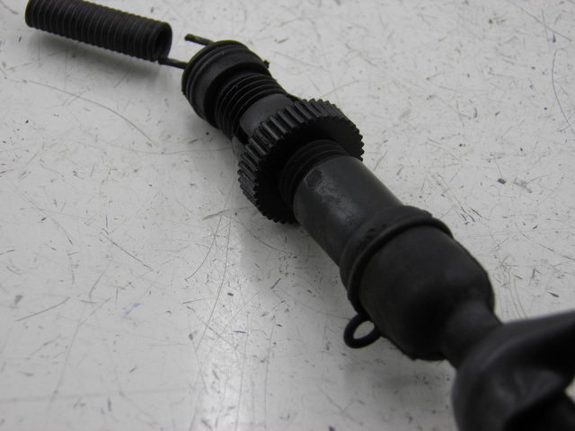 photo de CONTACTEUR FEU STOP ARRIERE HONDA CB SEVEN FITTY 750 (1992 - 2003) - Autre angle de vue