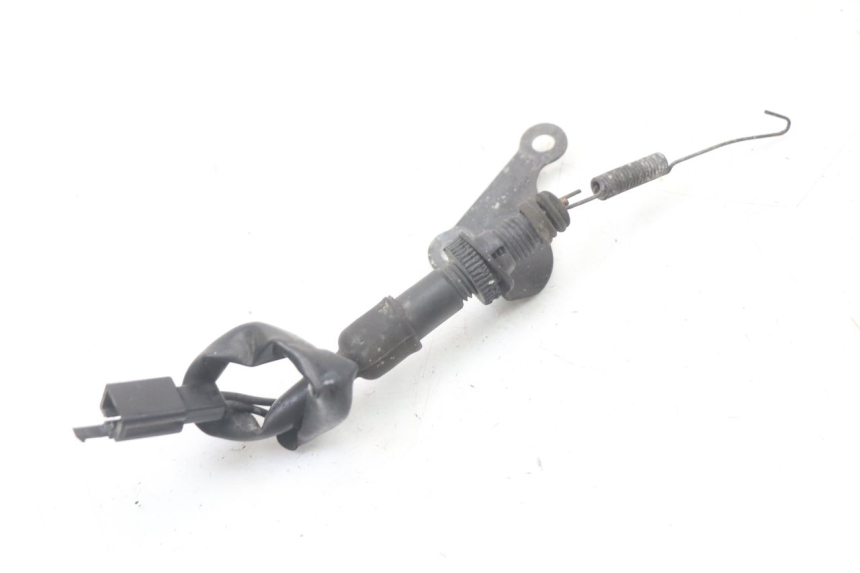 photo de CONTACTEUR FEU STOP ARRIERE HONDA CBR F 1000 (1993 - 1996) - Gros plan technique