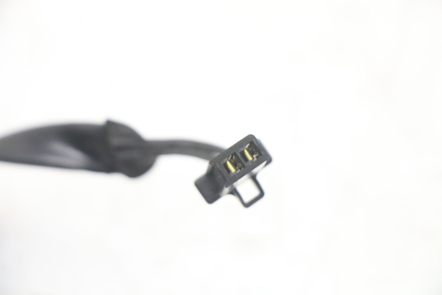 photo de CONTACTEUR FEU STOP ARRIERE HONDA VT C2 SHADOW 750 (1997 - 2001) - Autre angle de vue