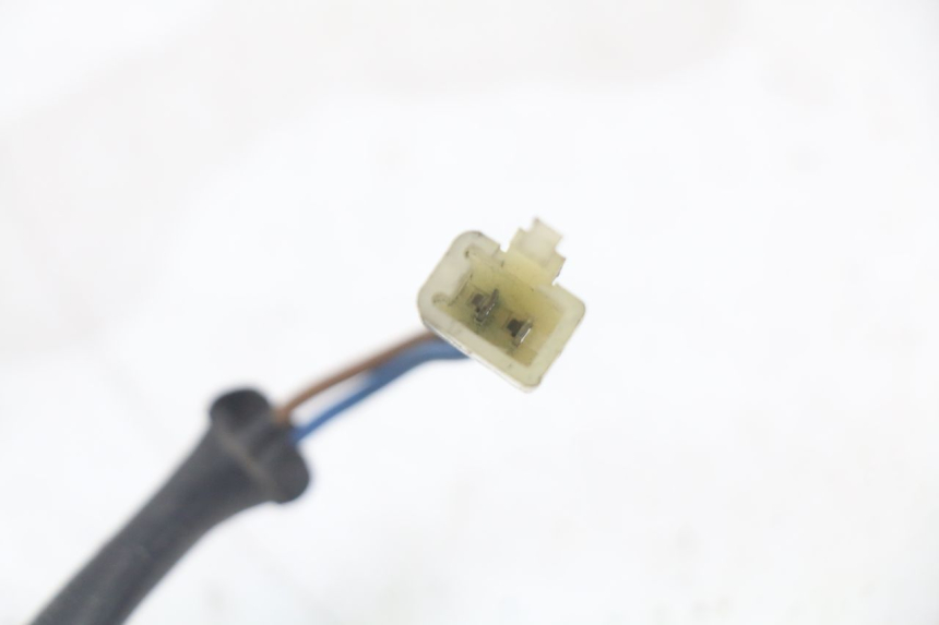 photo de CONTACTEUR FEU STOP ARRIERE KAWASAKI ZR7 ZR-7 S 750 (1999 - 2004) - Autre angle de vue