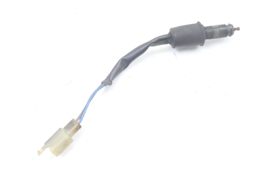 photo de CONTACTEUR FEU STOP ARRIERE KAWASAKI ZR7 ZR-7 S 750 (1999 - 2004) - Zoom état d’usage