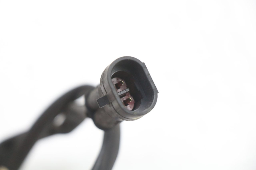 photo de CONTACTEUR FEU STOP ARRIERE PIAGGIO MP3 LT 400 (2007 - 2012) - Autre angle de vue